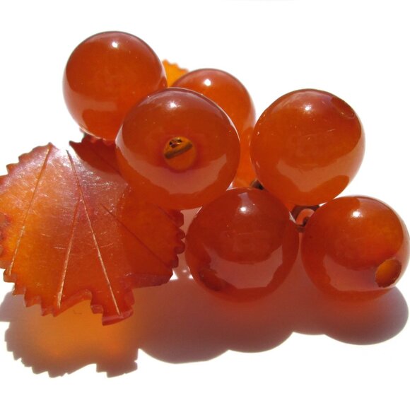 ✨🍇🧡 Vintage Amber Bunch of Grapes Brooch - Picture 3 of 12